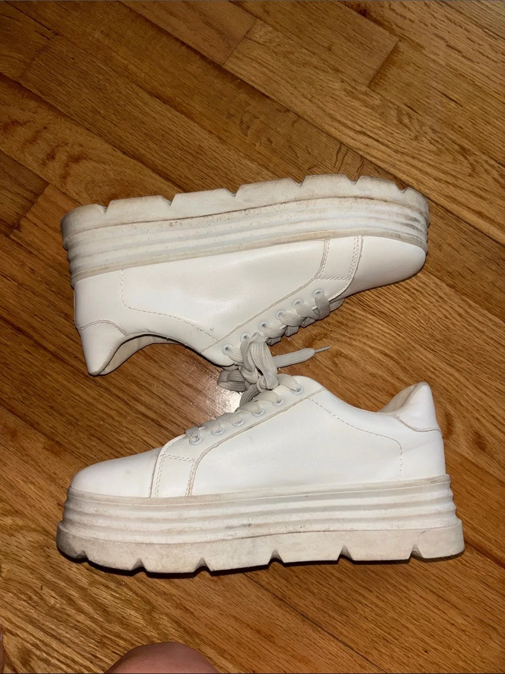 Classic White Platform Lace-Up Women's Sneakers